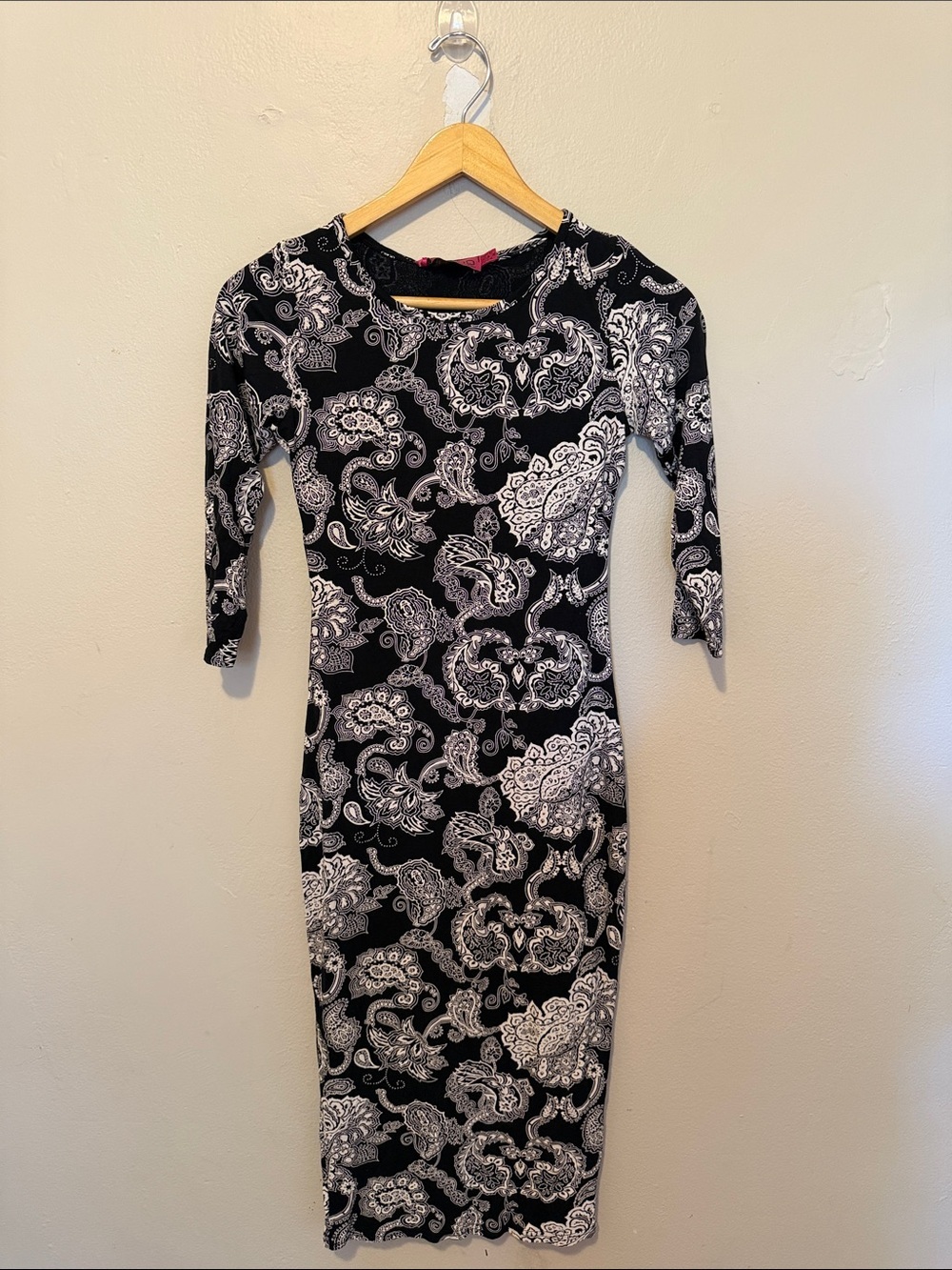 Boohoo Black & White Paisley Long Sleeve Midi Dress
